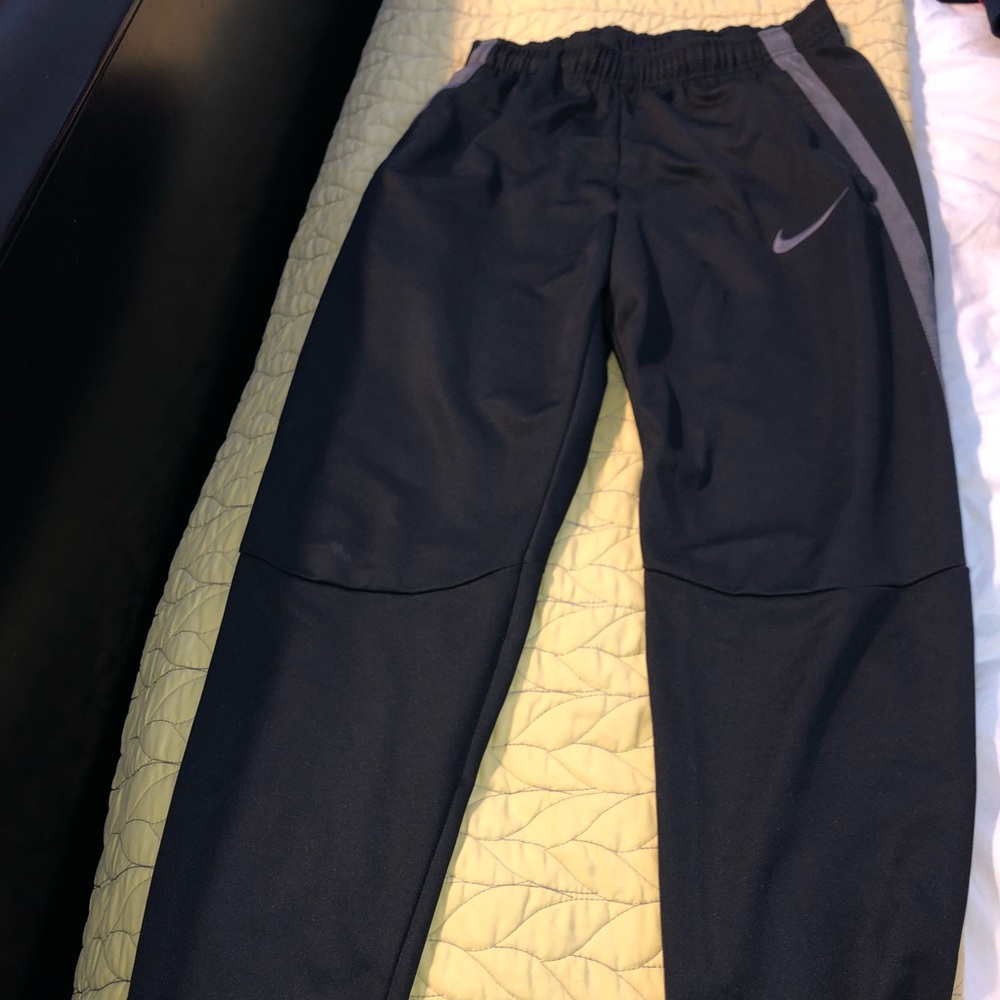 Nike skinny fit warm-up pants